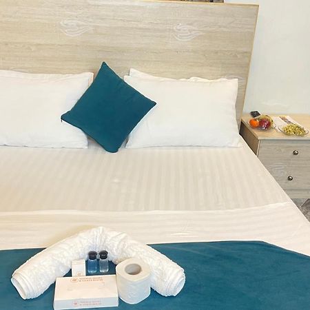 Midways Guest House And Hotels Islamabad Esterno foto