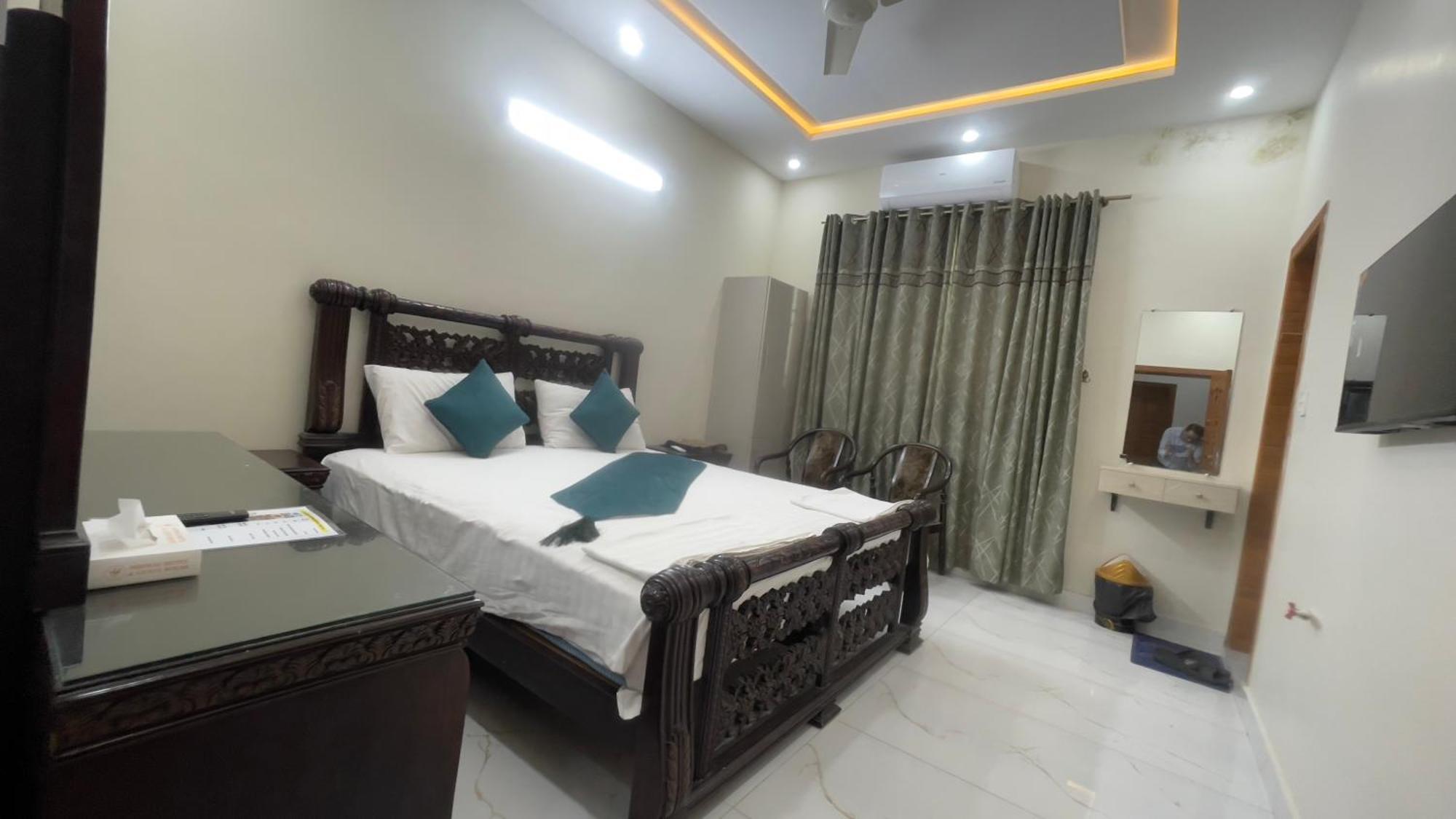 Midways Guest House And Hotels Islamabad Esterno foto