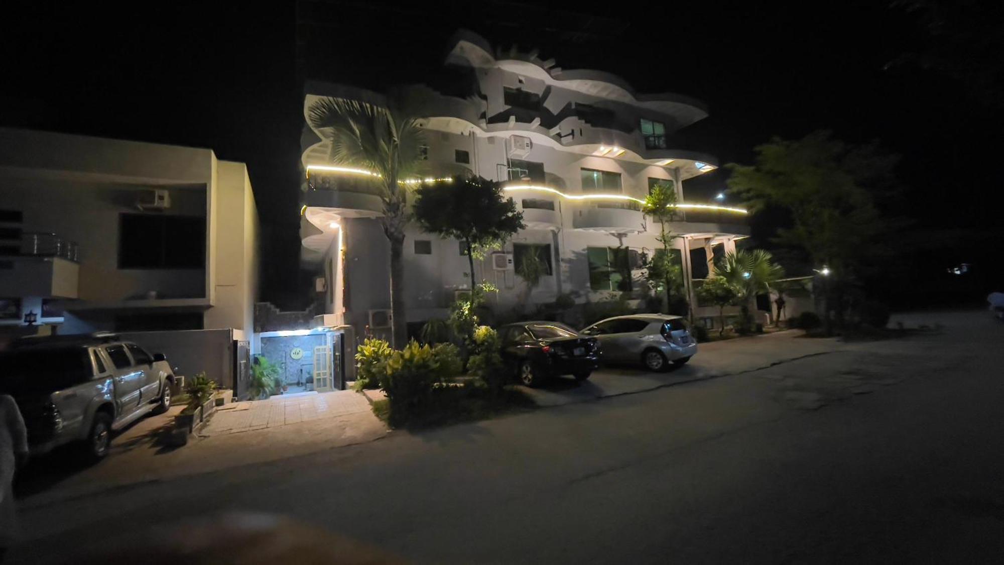 Midways Guest House And Hotels Islamabad Esterno foto