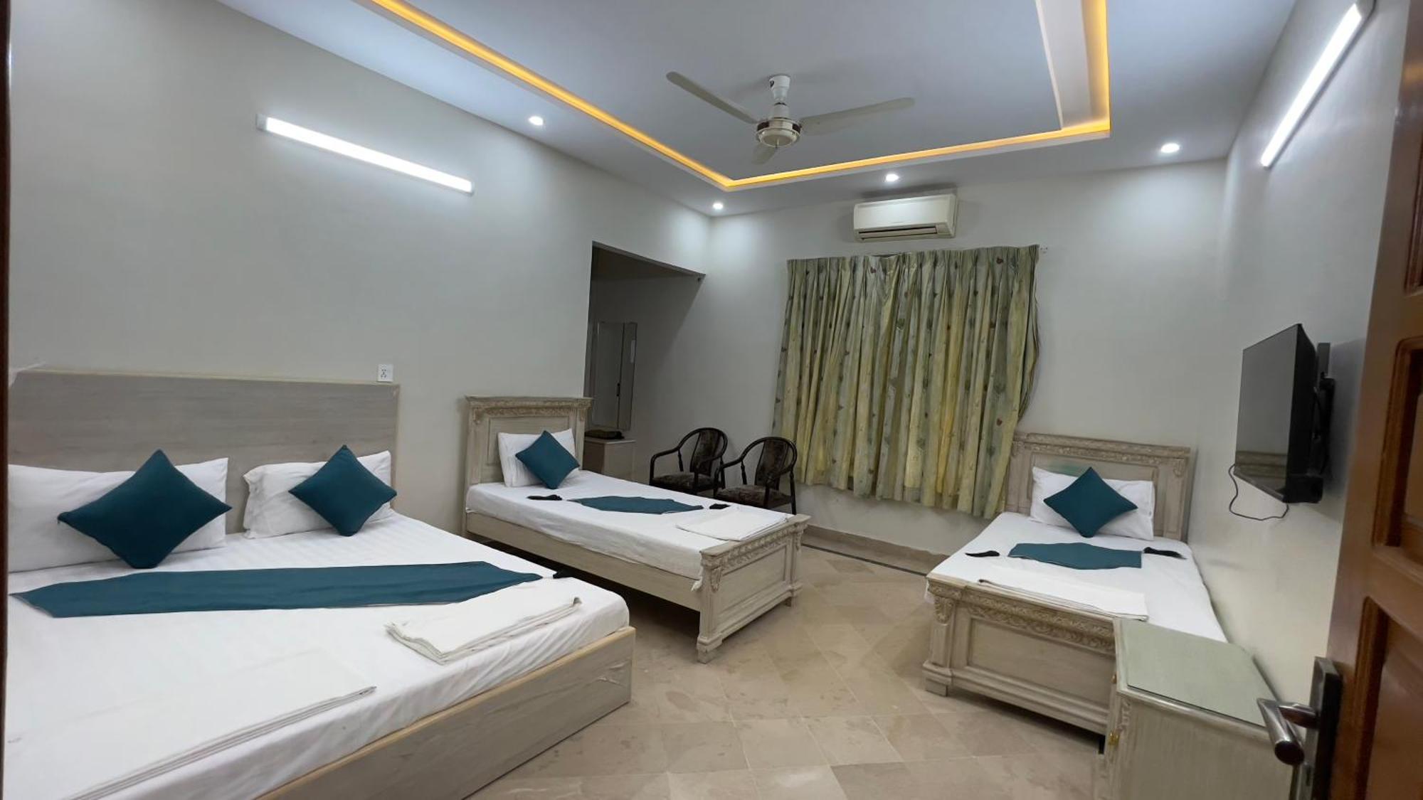 Midways Guest House And Hotels Islamabad Esterno foto