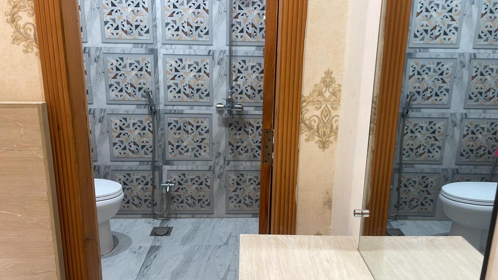 Midways Guest House And Hotels Islamabad Esterno foto